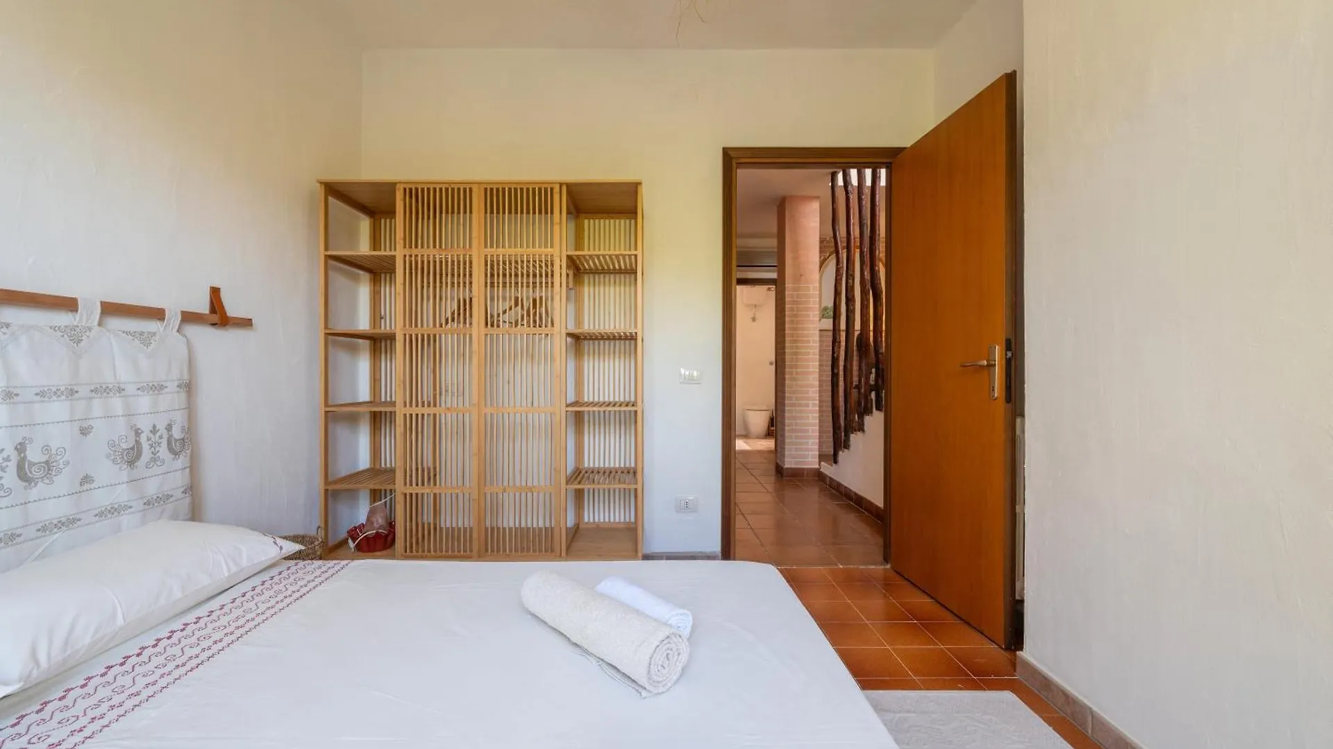 Nuraya Villa Capoterra 0*,