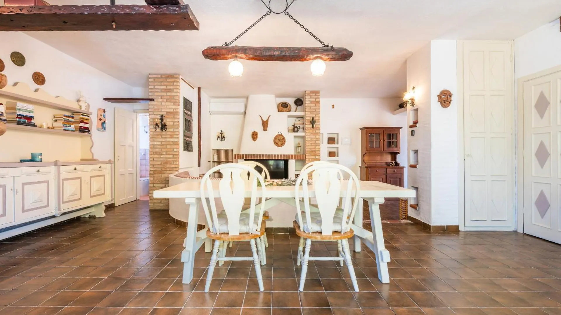 Nuraya Villa Capoterra